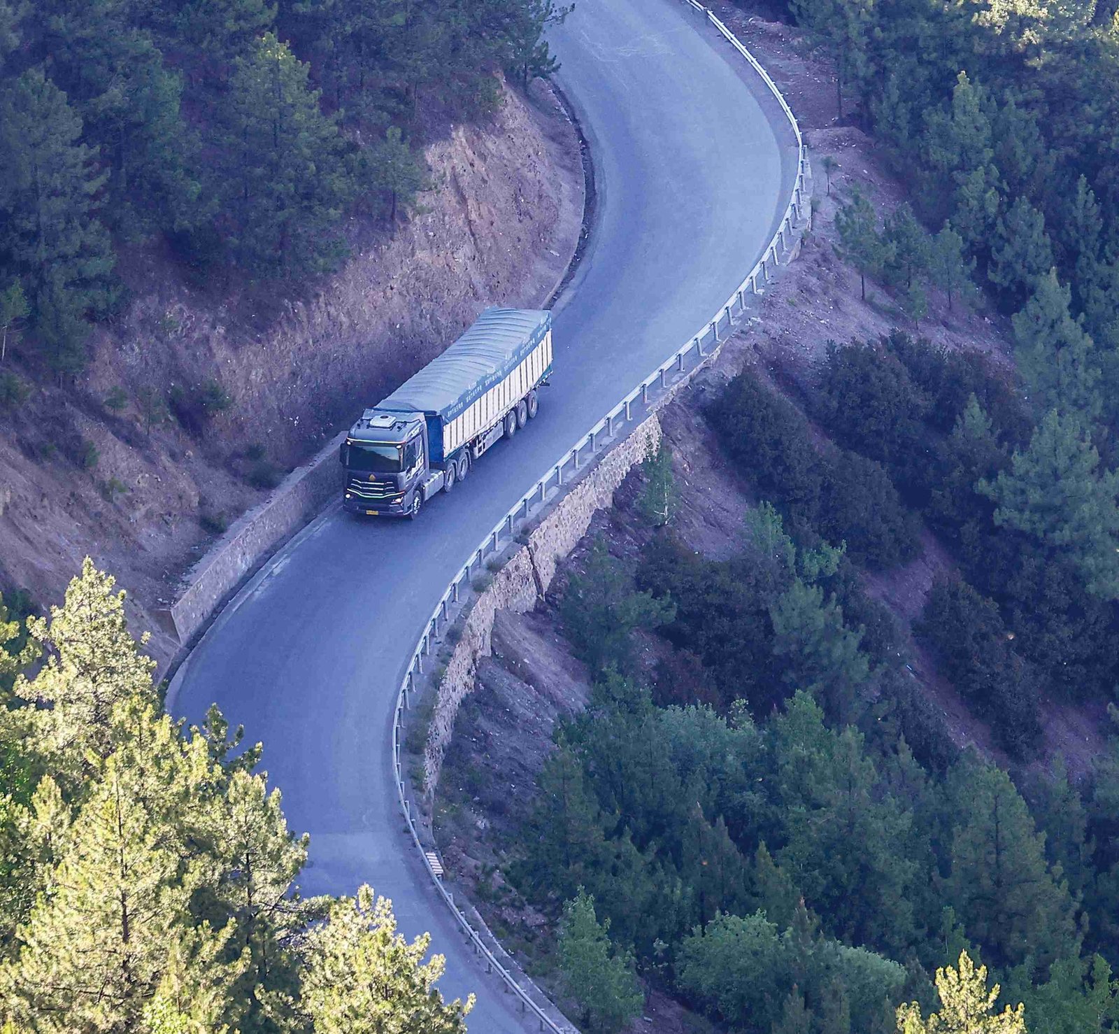 HOWO-MAX 6x4 tractor (26)